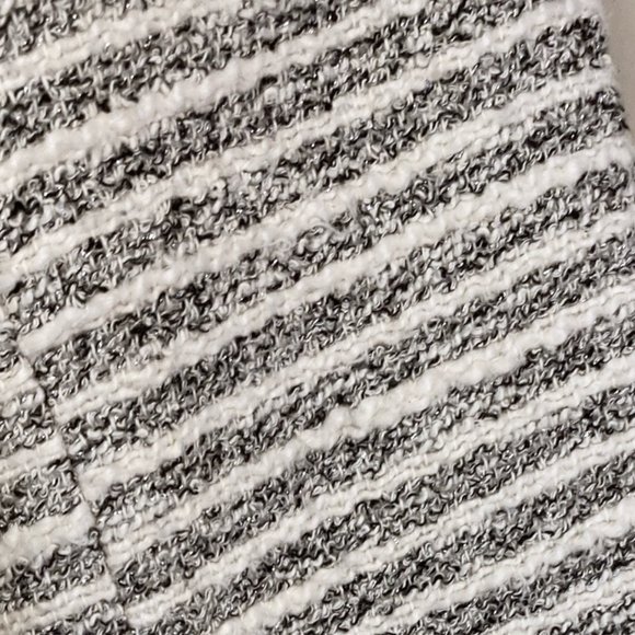 Boucle Blazer Size Medium - Picture 4 of 4